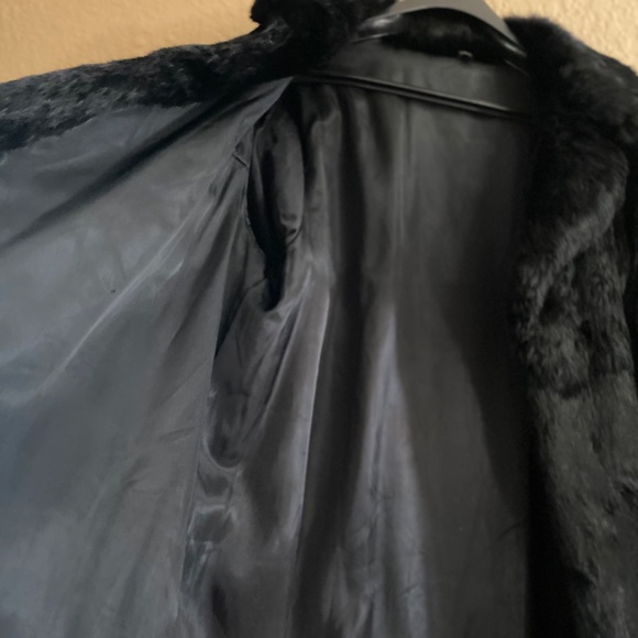 Fur Coat 100% Rabbit - Picture 8 of 9